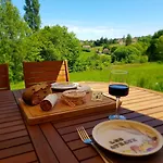Maison 2 Chambres Avec Piscine Pres De Sarlat Et Rocamadour Ferienhaus