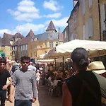 Maison 2 Chambres Avec Piscine Pres De Sarlat Et Rocamadour Ferienhaus Payrac