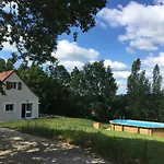 Maison 2 Chambres Avec Piscine Pres De Sarlat Et Rocamadour *