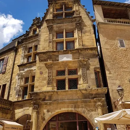 Charming House Between Lot & Dordogne With Private Pool *