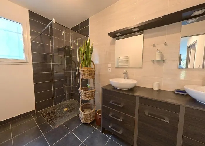 Maison 2 Chambres Avec Piscine Pres De Sarlat Et Rocamadour Semesterbostad *