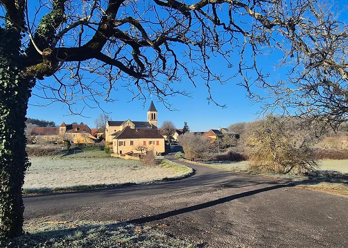 בית נופש Charming House Between Lot & Dordogne With Private Pool *