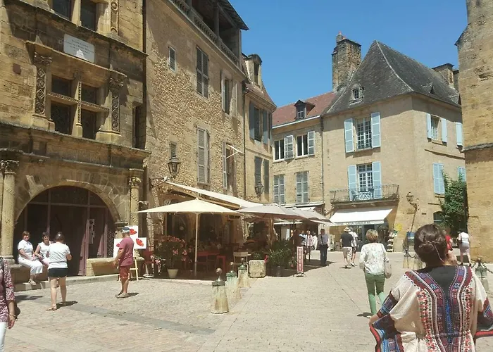 Feriehus Maison 2 Chambres Avec Piscine Pres De Sarlat Et Rocamadour Payrac