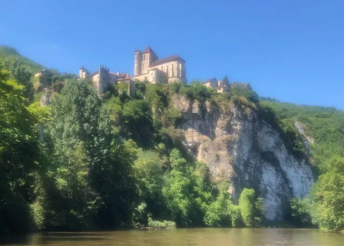 Maison 2 Chambres Avec Piscine Pres De Sarlat Et Rocamadour Feriehus Payrac